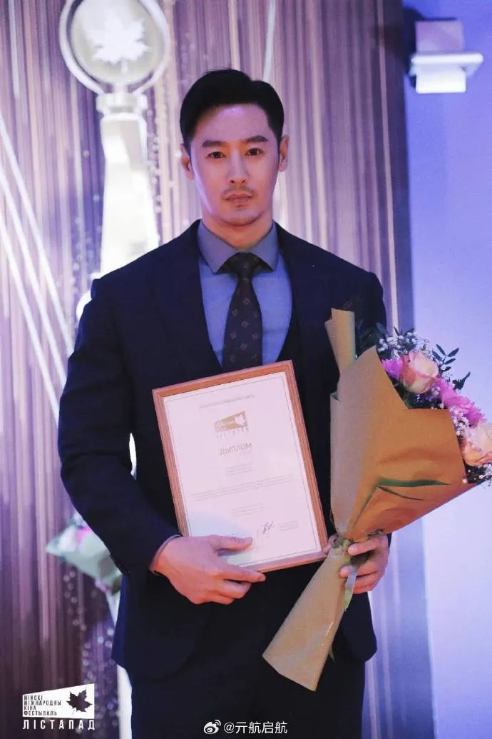 亓航去年底以電影《黑暗森林》拿過明斯克國際電影節最佳男主角獎。翻攝亓航微博