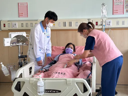 五專展翅計畫助畢業生銜接職場「7年受惠近7千人」 共創學生、企業、學校三贏