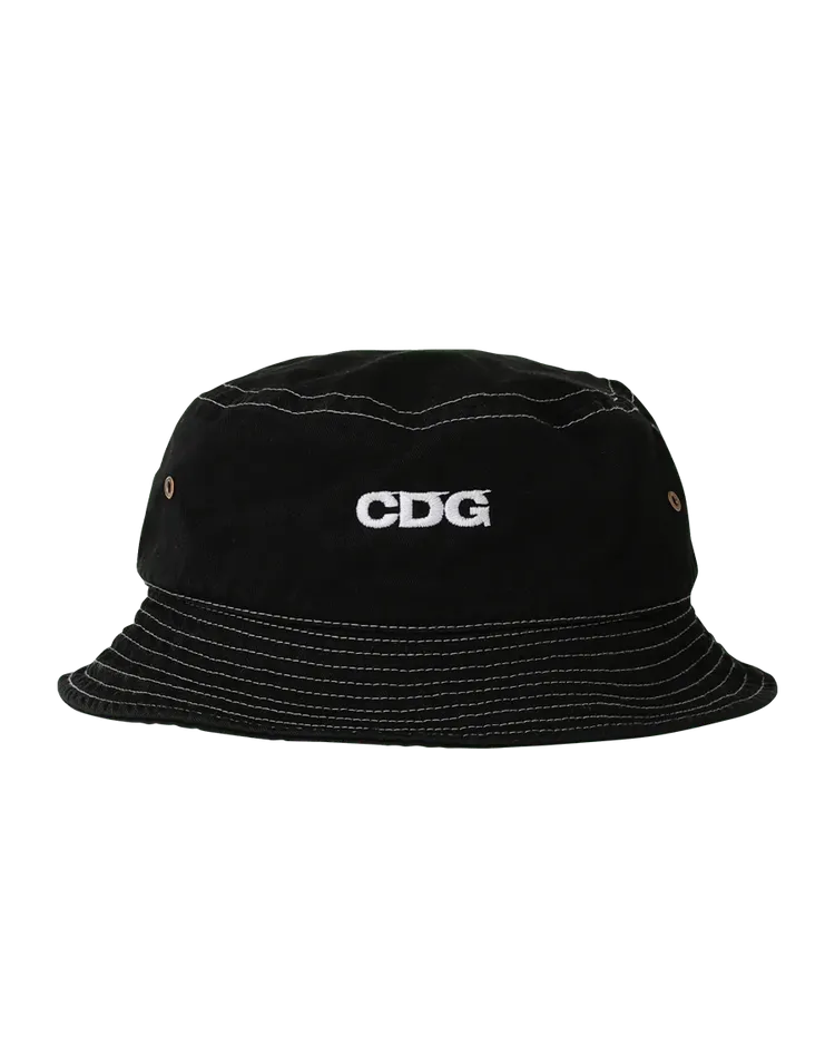 CDGCDGCDG刺繡LOGO漁夫帽，3180元。品牌提供