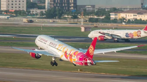 重症旅客趕就醫「客機拒載」 他隔天想改搭火車卻先在飯店摔死