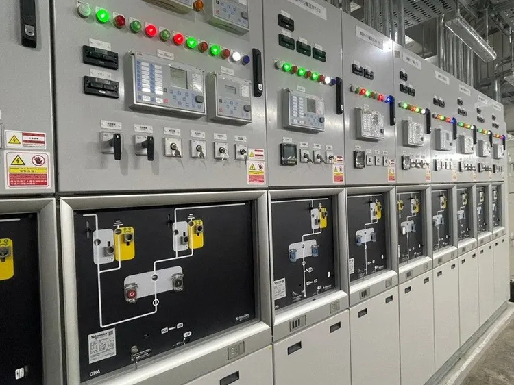 圖為萬大線金城機廠主變電站22kV GIS（氣體絕緣開關） 。北捷提供
