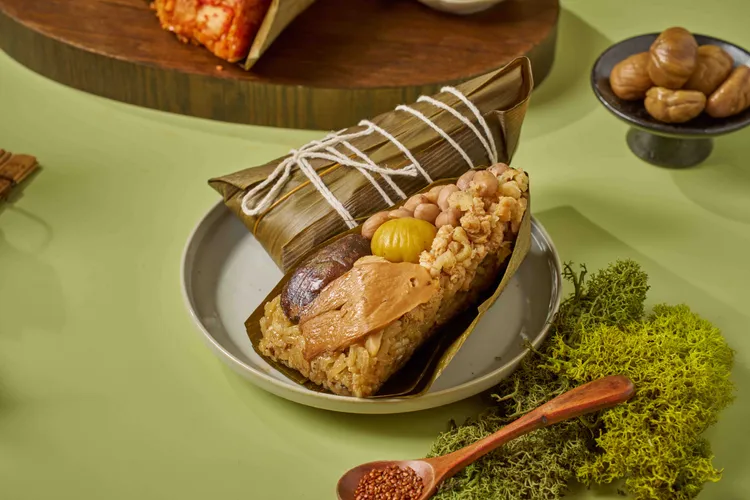 松茸八寶素鹹粽。業者提供