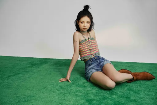 《與惡》賈靜雯女兒轉大人 喬喬「露香肩秀蠻腰」模樣曝光