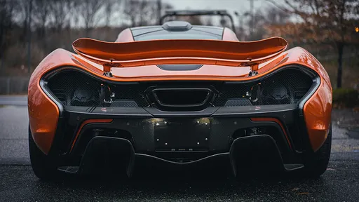 新北社宅驚見「千萬麥拉倫」 有錢人為何可住?住都中心揭曉答案