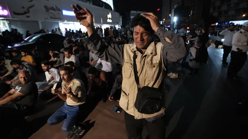 伊朗官員:搭載總統直升機「墜毀」 電視停播常態節目