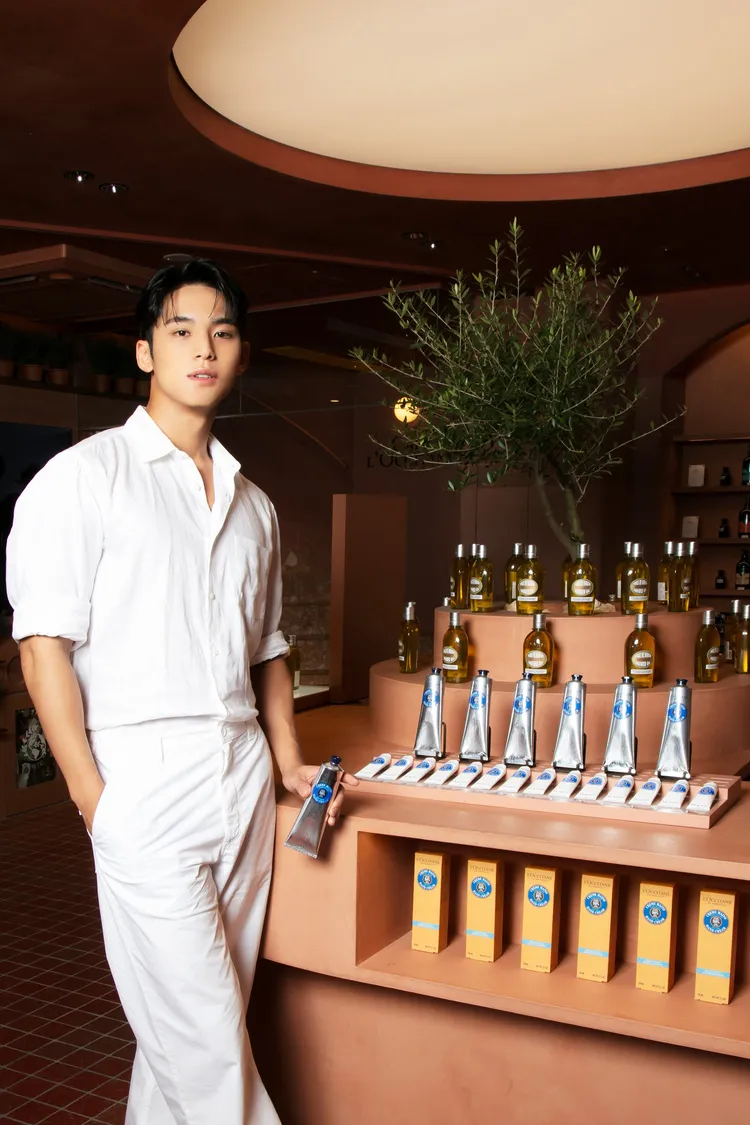 金旻奎昨在日本出席品牌大使發布活動。品牌提供