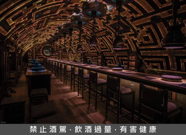 想要體驗新奇夜生活的旅客，絕不能錯過位在曼谷的Lost & Found酒吧。業者提供