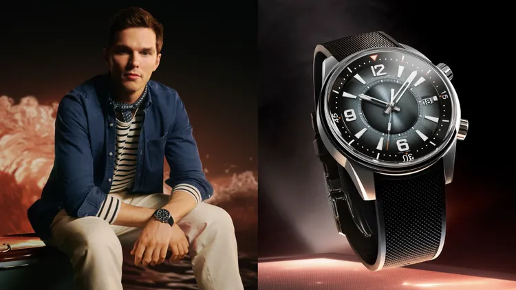 積家Polaris Date日期顯示腕錶，42mm，精鋼錶殼，漸變海洋灰色漆面錶面，黑色橡膠錶帶，積家899型自動上鏈機械機芯，動力儲存70小時，防水深度200米。品牌提供