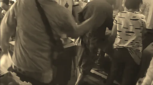 家長母湯！市場公然賞女童巴掌　竟是這原因讓阿嬤氣噗噗動手了