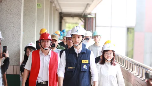 老舊校舍、市場改建需要中央補助!蔣萬安赴行政院向新內閣請願