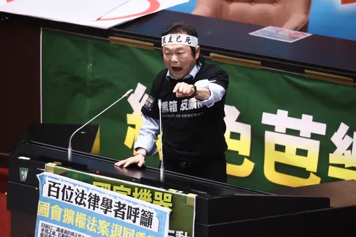 酸傅崐萁露出「大魔頭真面目」！　王世堅：敢做要敢當、犯罪就要坐牢