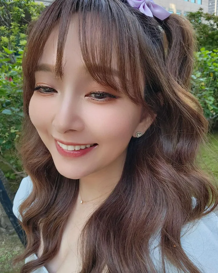 41歲日籍女星千田愛紗在IG分享她新妝感。翻攝《aisa1108》的IG