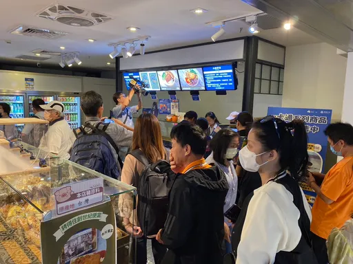 10分鐘就被搶光!台鐵聯名日本陶甕便當 每天限量100個