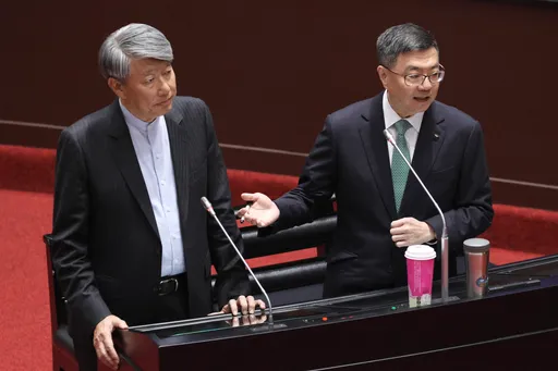 王世堅轟官員成「核能自走砲」 卓榮泰重申核電3前提