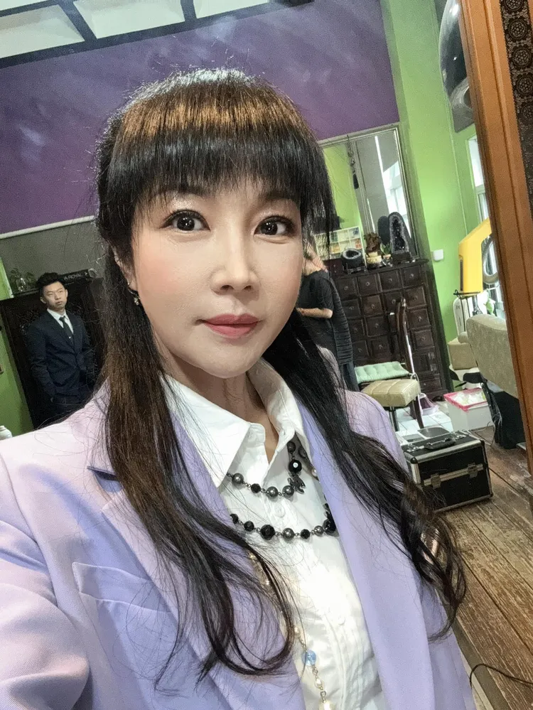 新北市議員蔡淑君爭取特教老師助理員加薪，市長侯友宜允諾盡速補足。翻攝自蔡淑君臉書