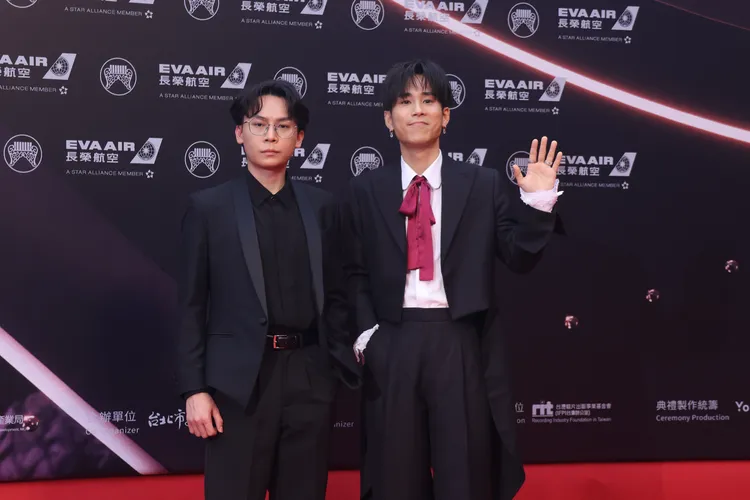 片山涼太（右）、龍玟宏。彭欣偉攝