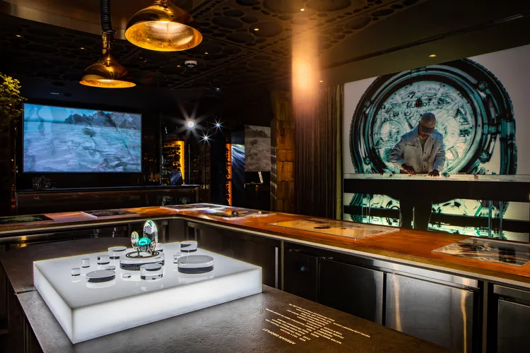 HUBLOT與藝術家Daniel Arsham聯名打造Arsham Droplet鈦晶懷錶，今在台灣舉辦亞洲首展。品牌提供