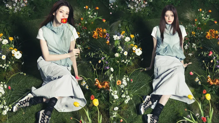 韓素希搭配腳上「ECHAPPE LACE」芭蕾運動鞋款。品牌提供