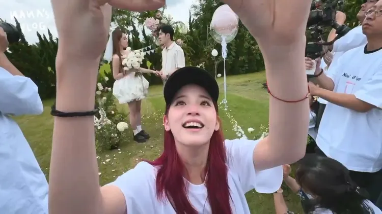 歐陽娜娜全程記錄姊姊幸福的每一刻。翻攝歐陽娜娜Nana OuYang YT