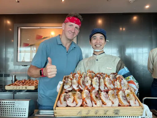 史上最強buffet「饗 A Joy」揚名國際　引美國千萬YTR巨星朝聖