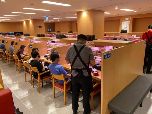 「壽司郎事件」台灣翻版 大學生把蜥蜴放醬料盤!這所學校拋3點聲明