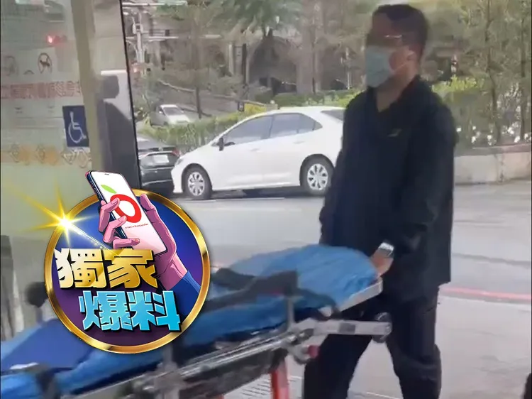 莊員一開始被爆料兼差，但新北市消防局說明莊員是義務擔任志工，無償教導救護員。讀者提供