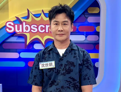 沈世朋裝攝影機緊盯小孩 意外被當「爺爺」驚呆了