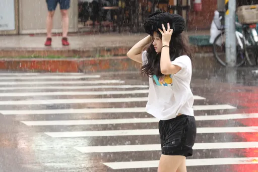熱飆38℃！今15縣市「極端高溫」　午後大雷雨範圍擴大