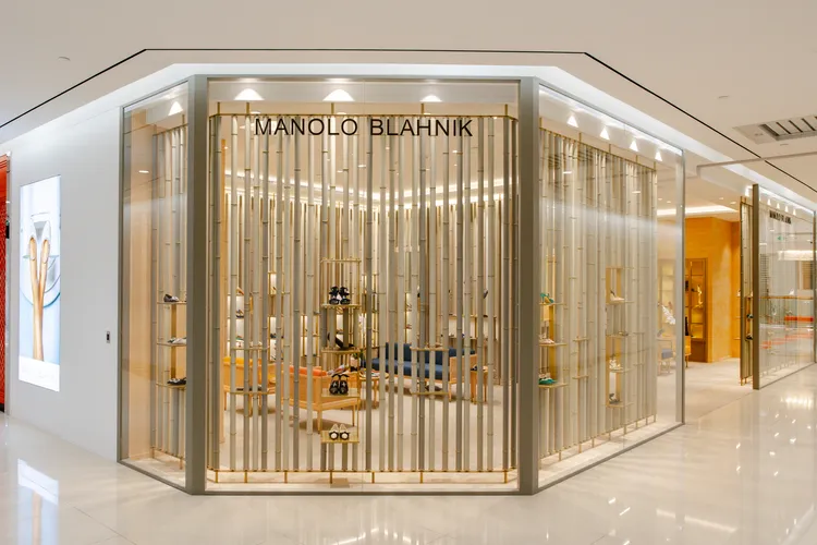 Manolo Blahnik第二家專賣店進駐SOGO復興館。品牌提供