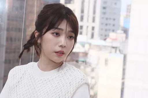 金曲專訪|準歌后蔡家蓁揮別「快不成人形折磨」 舔傷親揭心如刀割家暴瘡疤