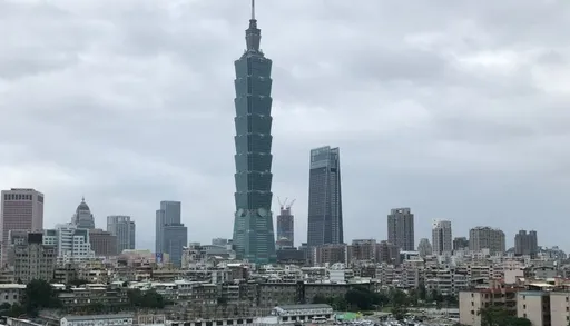 台綜院估今年GDP為3.57% 劉泰英示警產業結構、吳再益憂心這點「很難看」