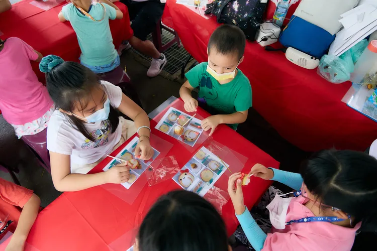 亞尼克寫生比賽不僅可以讓親子寫生、野餐，現場還提供好玩互動小遊戲邀請大小朋友同樂。業者提供