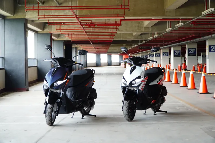 RTS R量產版預計於今年11月EICMA米蘭車展亮相，並於明年1月起以2025年式車款開始交車。而RTS車系上市之際，也同步提供優惠入手價。林浩昇攝