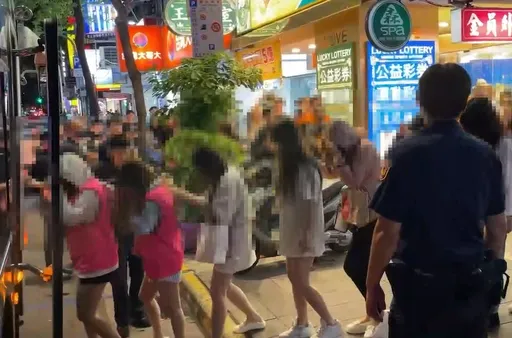 北市警查獲色情養生館!男客嚇到軟掉 按摩妹排排站進警局