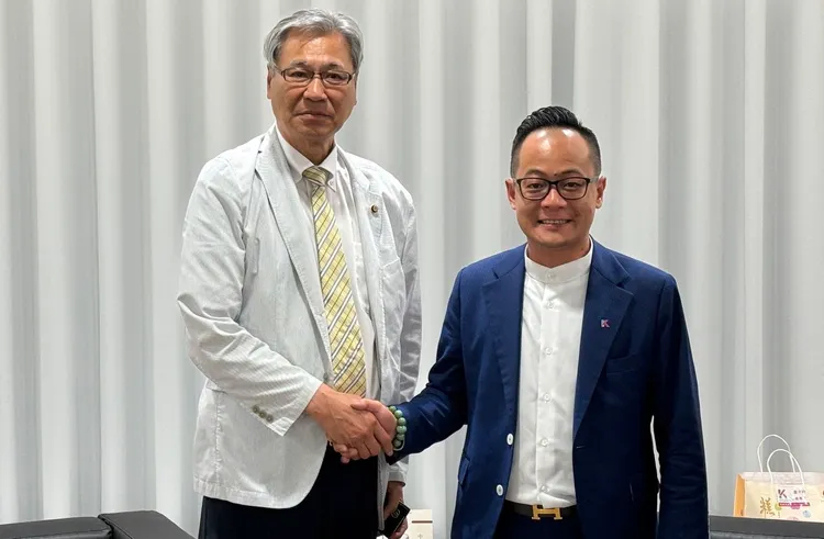 八代市市議員一行7人抵達基隆市議會參訪，議長童子瑋親自接待。翻攝照片