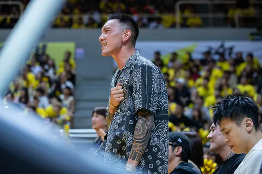 王陽明是新北國王鐵粉!場邊激動加油超搶鏡 「我和林書豪很熟」