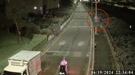 男在釣蝦場遭仇家追打卻跳大排躲警 原因曝光!他3條通緝在身