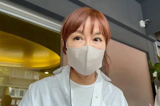 宽姐母丧|高怡平陪伴邱瓈宽 曝她状态:很心疼