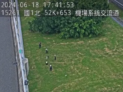 車停五楊高架避車彎 男駕駛躍下30米高架橋下!送醫不治