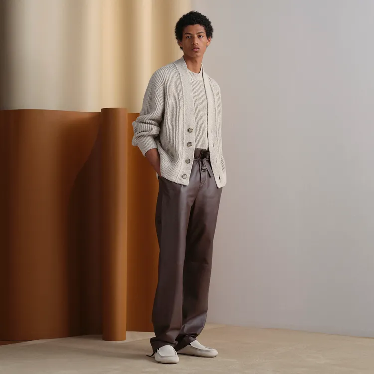 TOD’S 2025年春夏男裝系列。品牌提供