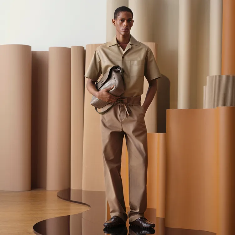 TOD’S 2025年春夏男裝系列。品牌提供