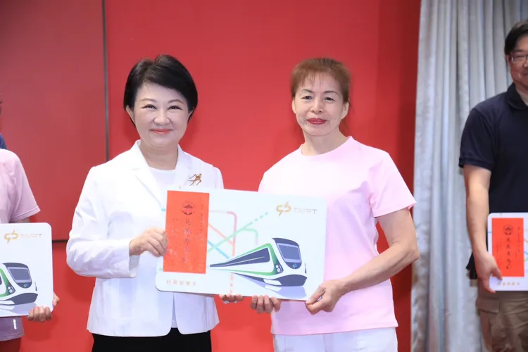 今日市政會議表揚城市英雄。市府提供