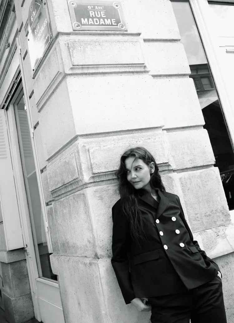 凱蒂荷姆斯與A.P.C.聯手推出膠囊系列。品牌提供