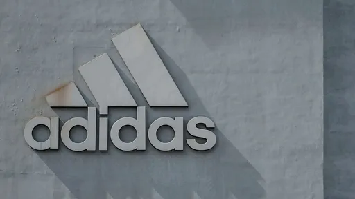 愛迪達驚傳爆職場霸凌收回扣 調查出爐!員工網路爆料扳倒高層