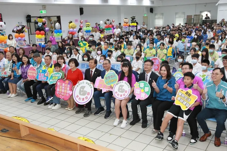 崇利建設做公益不遺於力。新聞局提供