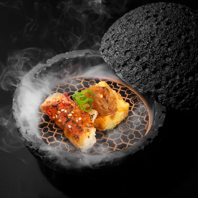 帝王蟹八寸盛合。業者提供