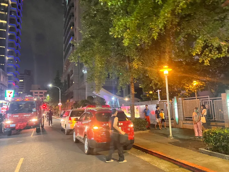 消防局前往灌救。民眾提供