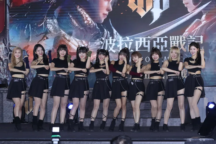 啦啦隊女孩齊聚。彭欣偉攝