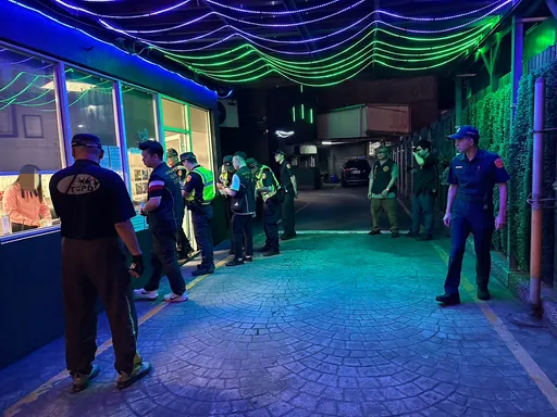 維護新北治安!汐止50警深夜突擊擴檢 逮酒駕、詐欺犯4人