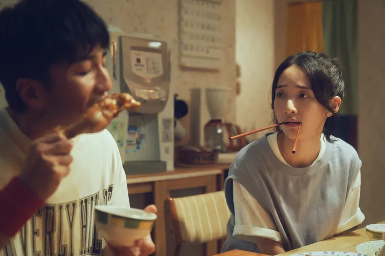 李沐（右）與婁峻碩在片中是從小一起長大的好朋友。百薇國際娛樂提供